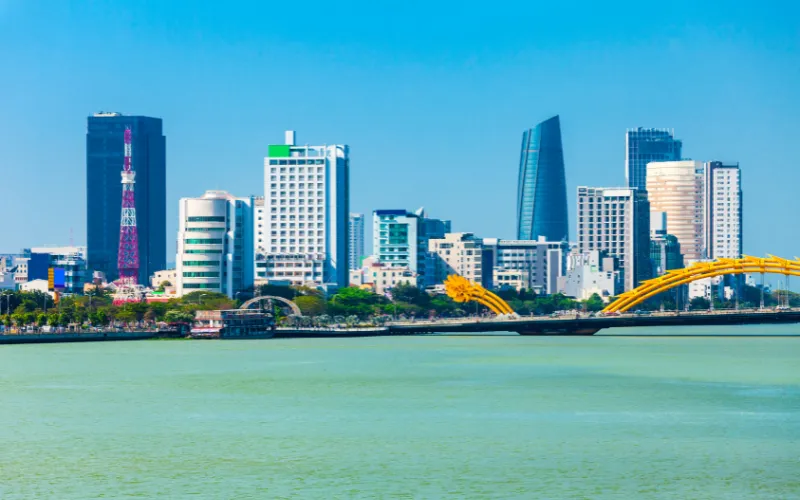 Khách sạn Đà Nẵng gần biển Mỹ Khê.
